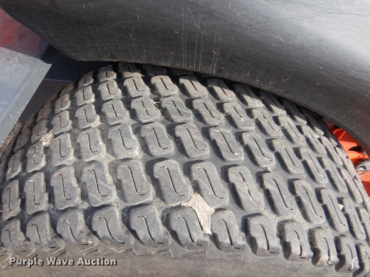 image for item DI3584 2019 Kubota ZD1211R  ZTR lawn mower