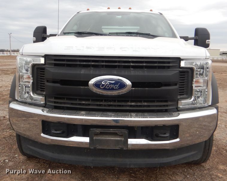 image for item DI3602 2017 Ford F450 Super Duty XL  SuperCab flatbed truck