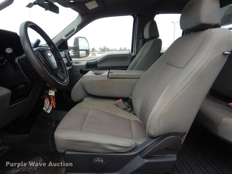 image for item DI3602 2017 Ford F450 Super Duty XL  SuperCab flatbed truck