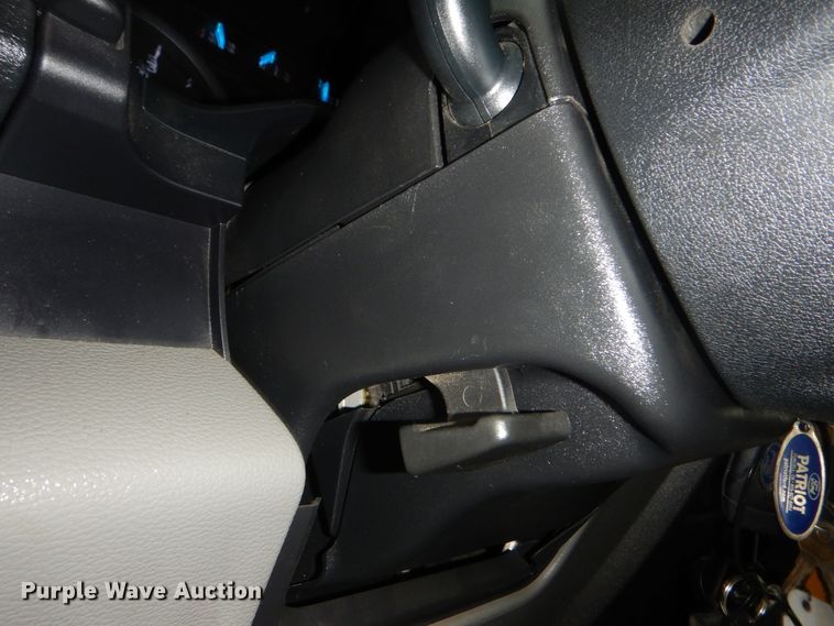 image for item DI3602 2017 Ford F450 Super Duty XL  SuperCab flatbed truck