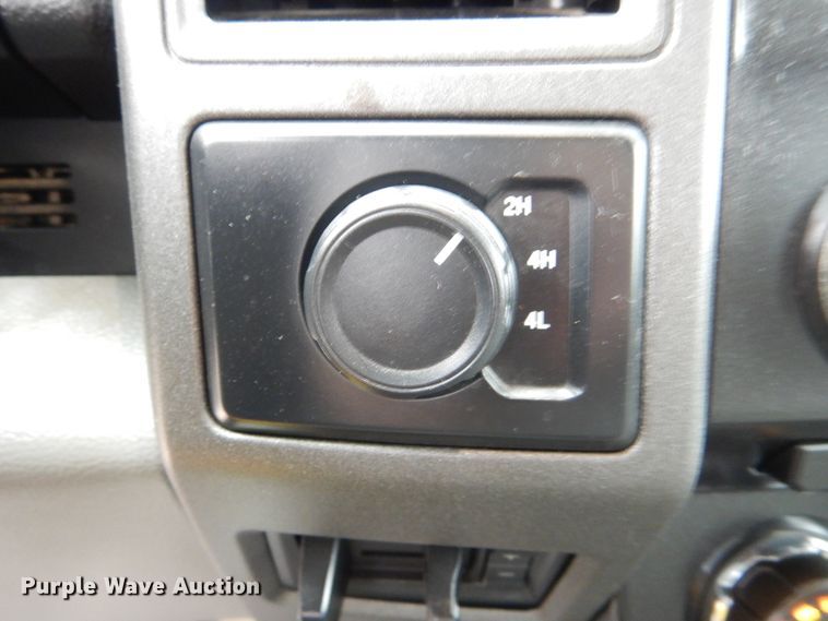 image for item DI3602 2017 Ford F450 Super Duty XL  SuperCab flatbed truck