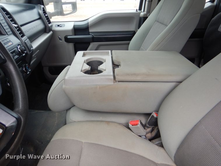 image for item DI3602 2017 Ford F450 Super Duty XL  SuperCab flatbed truck