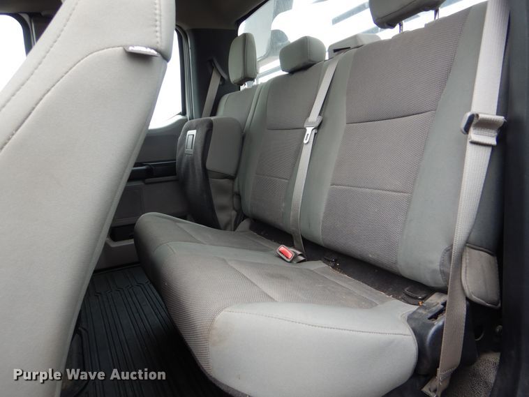 image for item DI3602 2017 Ford F450 Super Duty XL  SuperCab flatbed truck