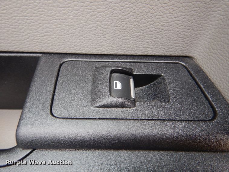 image for item DI3602 2017 Ford F450 Super Duty XL  SuperCab flatbed truck