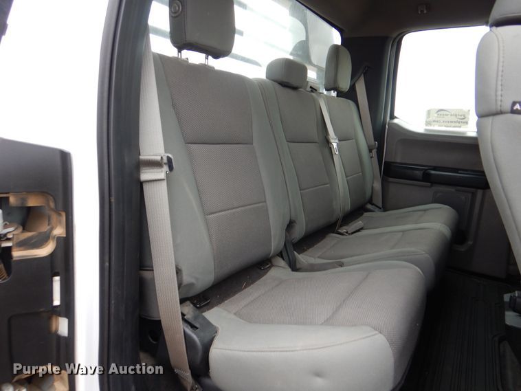 image for item DI3602 2017 Ford F450 Super Duty XL  SuperCab flatbed truck