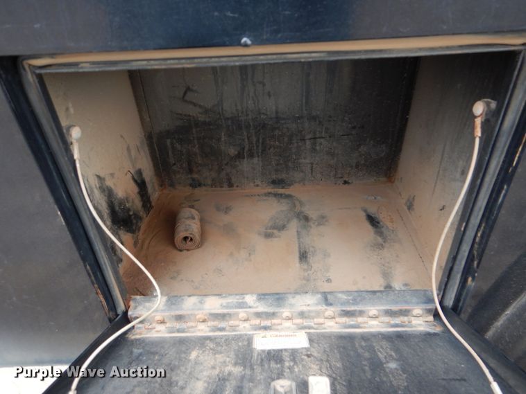 image for item DI3602 2017 Ford F450 Super Duty XL  SuperCab flatbed truck