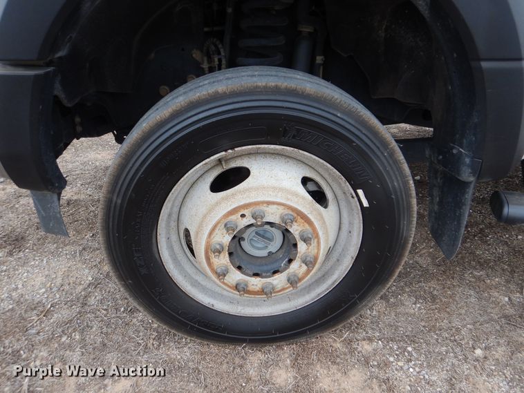 image for item DI3602 2017 Ford F450 Super Duty XL  SuperCab flatbed truck