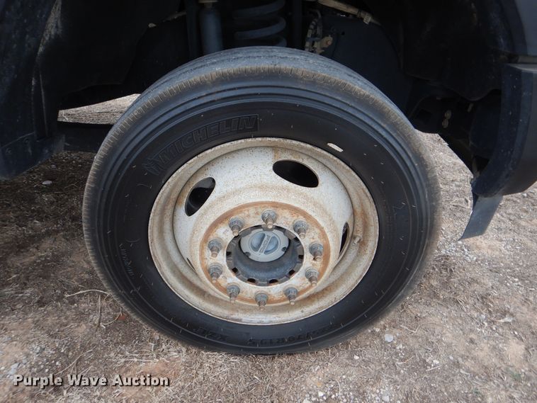 image for item DI3602 2017 Ford F450 Super Duty XL  SuperCab flatbed truck