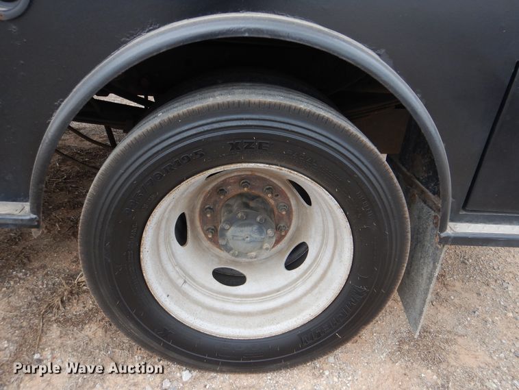 image for item DI3602 2017 Ford F450 Super Duty XL  SuperCab flatbed truck