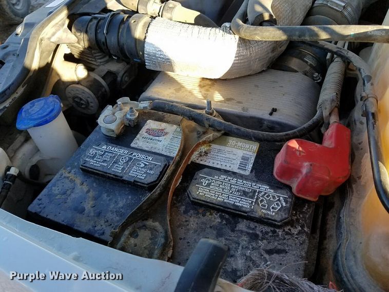 image for item DI3602 2017 Ford F450 Super Duty XL  SuperCab flatbed truck