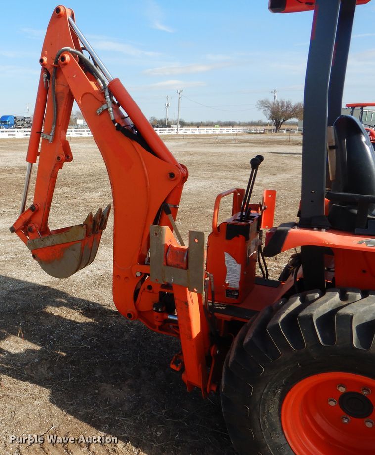 image for item DI3607 2017 Kubota B26  backhoe