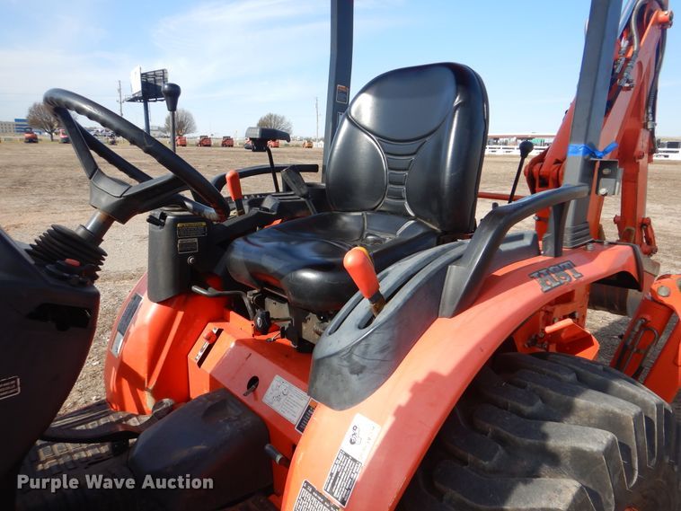 image for item DI3607 2017 Kubota B26  backhoe