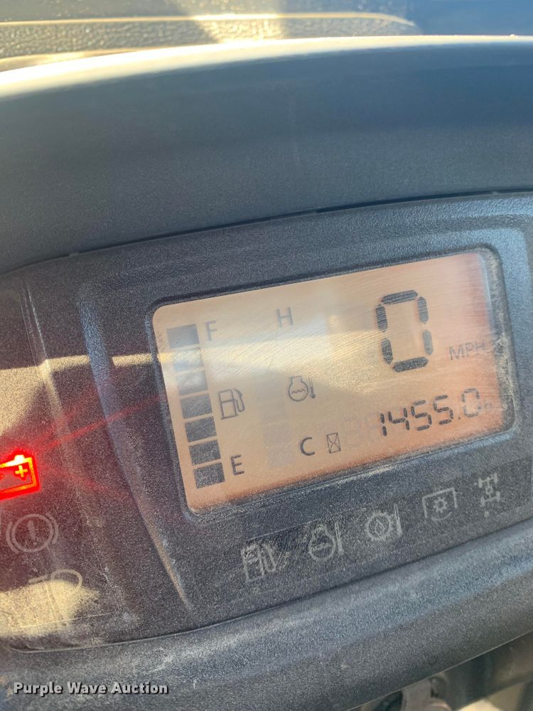 image for item DJ2053 2016 Kubota RTV-X1140  utility vehicle