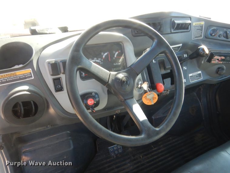 image for item DJ2054 2012 Kubota RTV-1100  utility vehicle