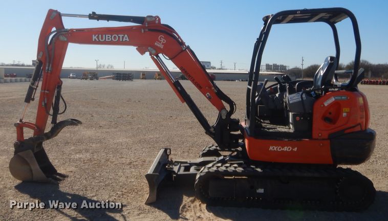 image for item DJ2058 2019 Kubota KX040-4  mini excavator