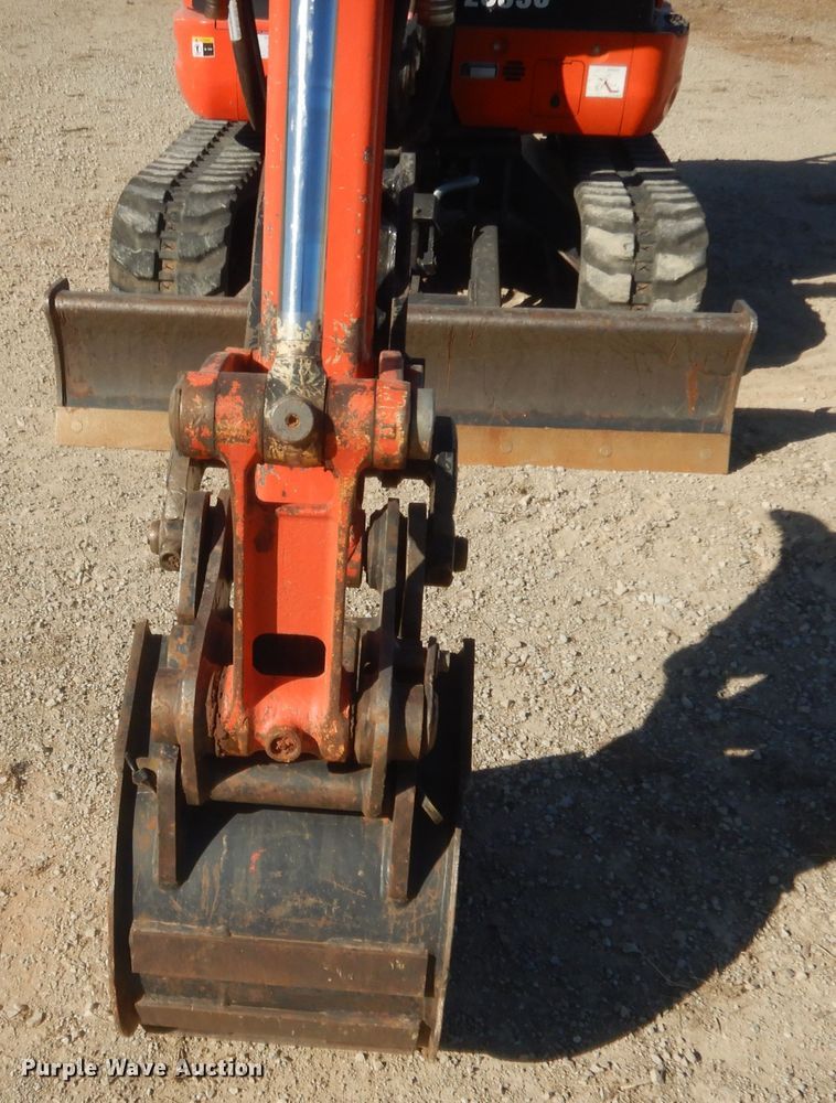 image for item DJ2058 2019 Kubota KX040-4  mini excavator