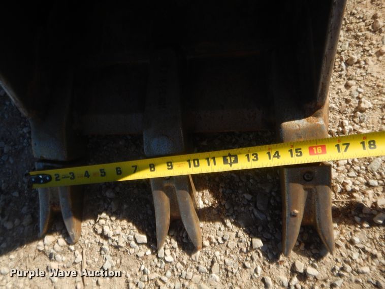 image for item DJ2058 2019 Kubota KX040-4  mini excavator