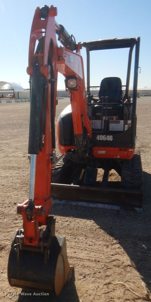 image for item DJ2059 2019 Kubota U27-4  mini excavator
