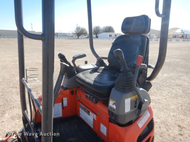 image for item DJ2060 2018 Kubota U17  mini excavator