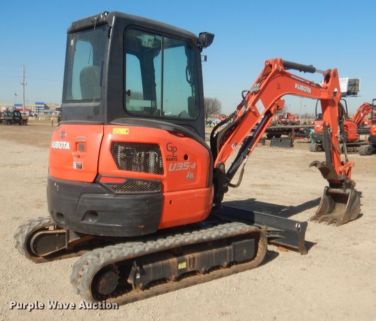 image for item DJ2062 2019 Kubota U35-4  mini excavator