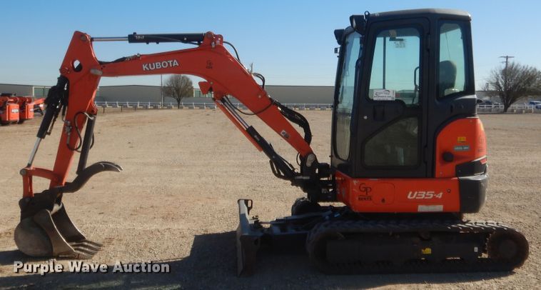 image for item DJ2062 2019 Kubota U35-4  mini excavator