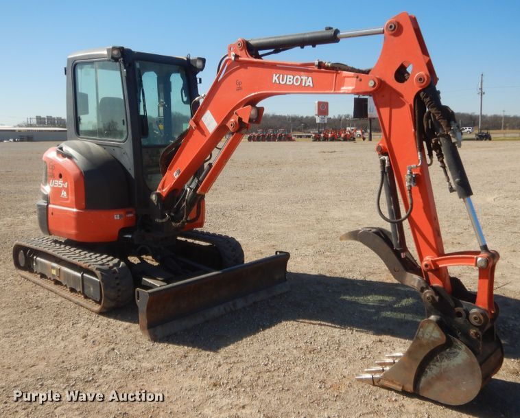image for item DJ2062 2019 Kubota U35-4  mini excavator