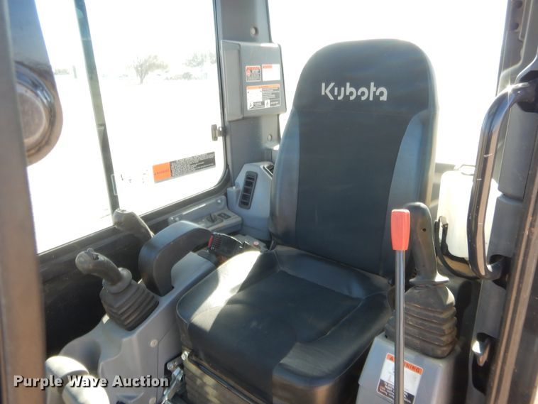 image for item DJ2062 2019 Kubota U35-4  mini excavator