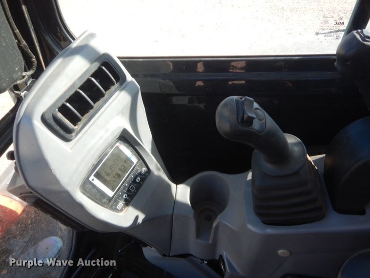 image for item DJ2062 2019 Kubota U35-4  mini excavator