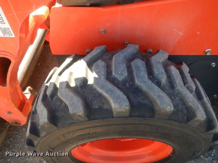 image for item DJ2063 2018 Kubota SSV75  skid steer loader