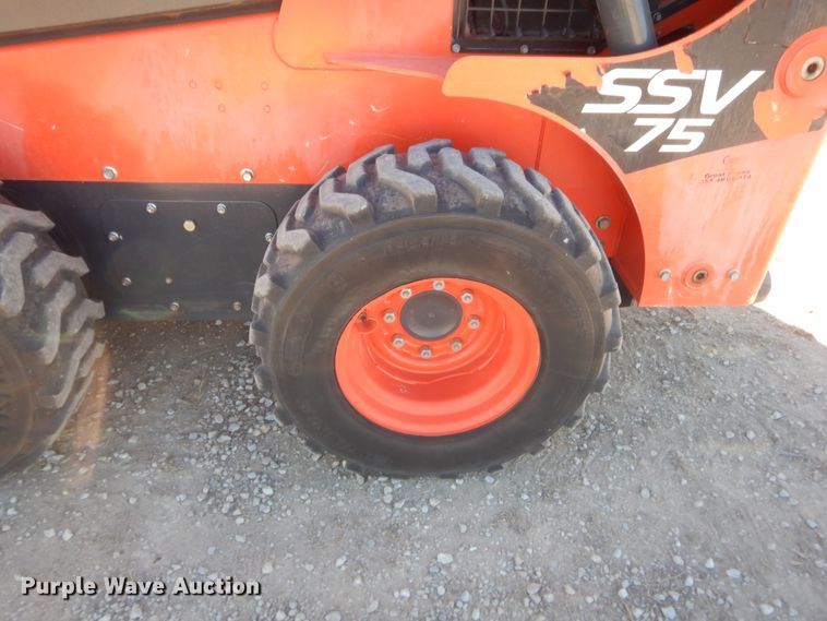 image for item DJ2063 2018 Kubota SSV75  skid steer loader