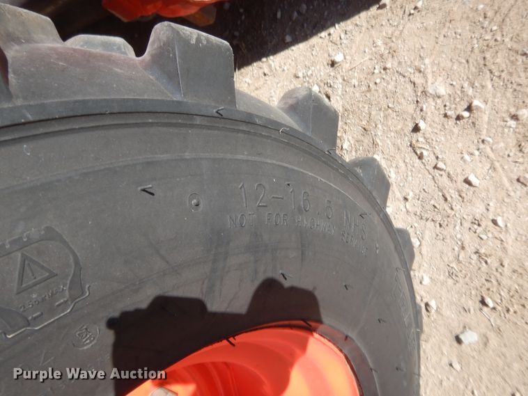 image for item DJ2063 2018 Kubota SSV75  skid steer loader