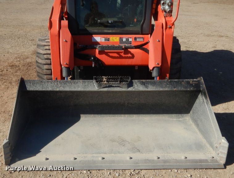 image for item DJ2064 2017 Kubota SSV75  skid steer loader