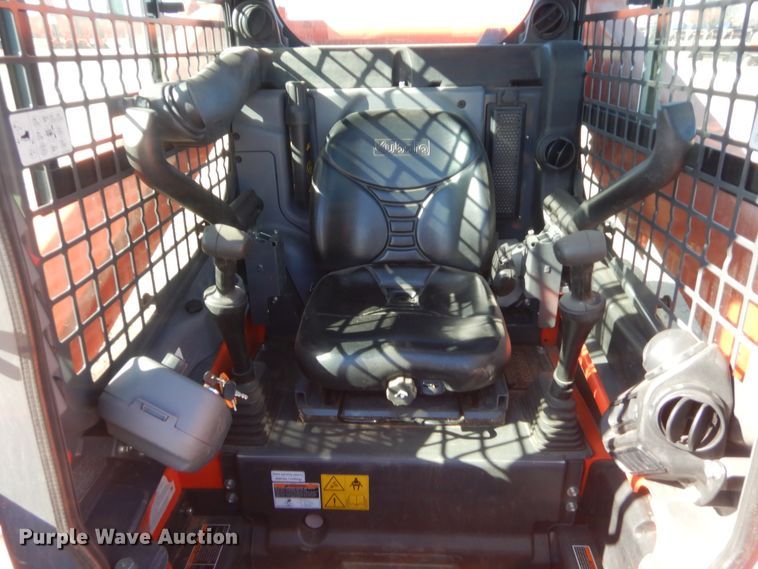image for item DJ2064 2017 Kubota SSV75  skid steer loader