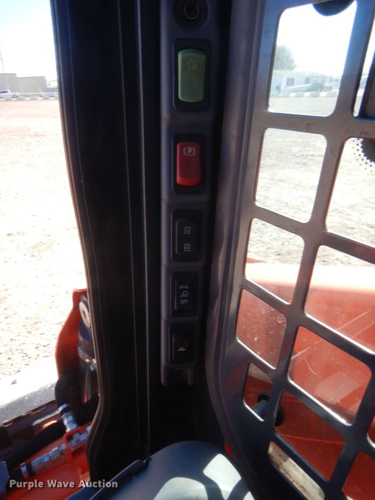 image for item DJ2064 2017 Kubota SSV75  skid steer loader