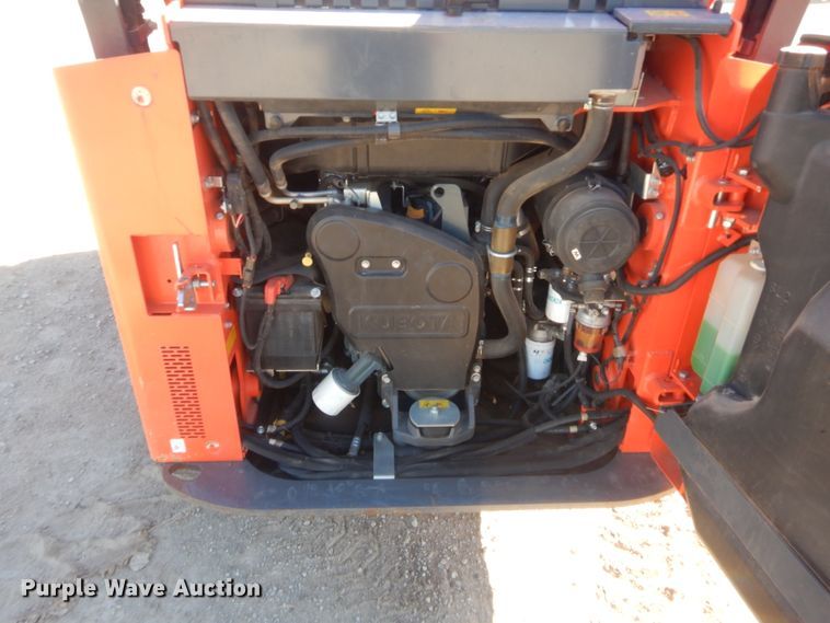 image for item DJ2064 2017 Kubota SSV75  skid steer loader