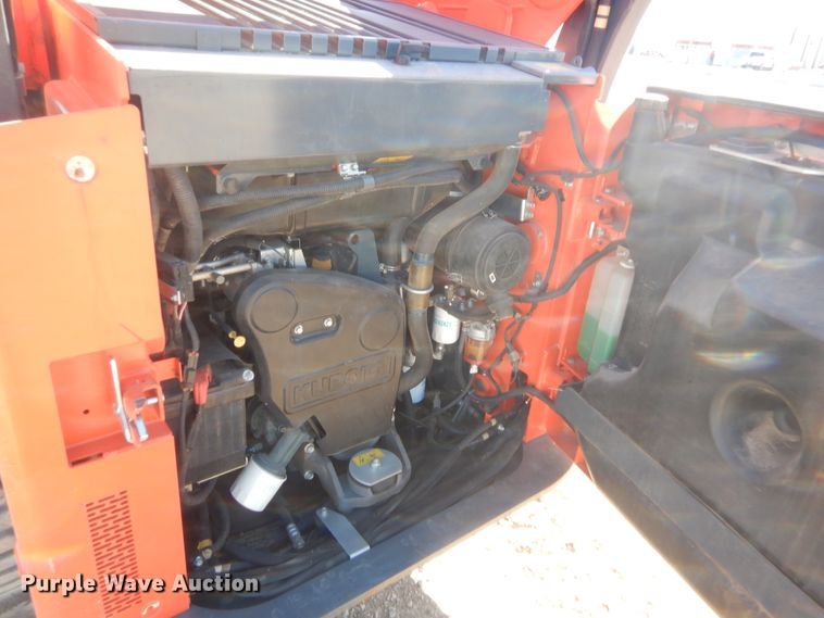 image for item DJ2064 2017 Kubota SSV75  skid steer loader