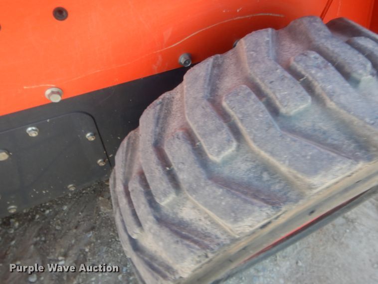 image for item DJ2064 2017 Kubota SSV75  skid steer loader