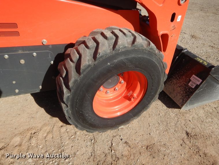 image for item DJ2064 2017 Kubota SSV75  skid steer loader