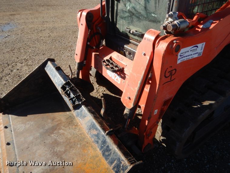 image for item DJ2115 2020 Kubota SVL75-2  tracked skid steer loader