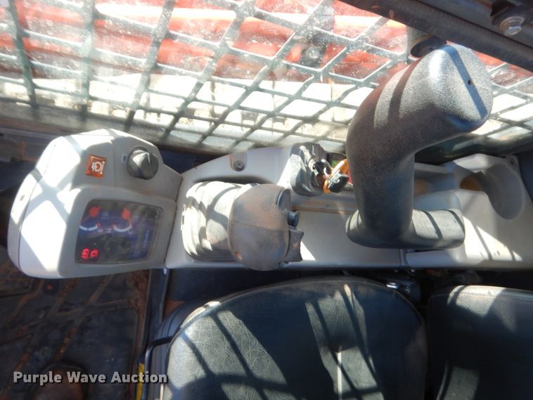 image for item DJ2115 2020 Kubota SVL75-2  tracked skid steer loader