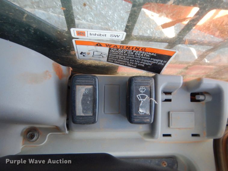 image for item DJ2115 2020 Kubota SVL75-2  tracked skid steer loader