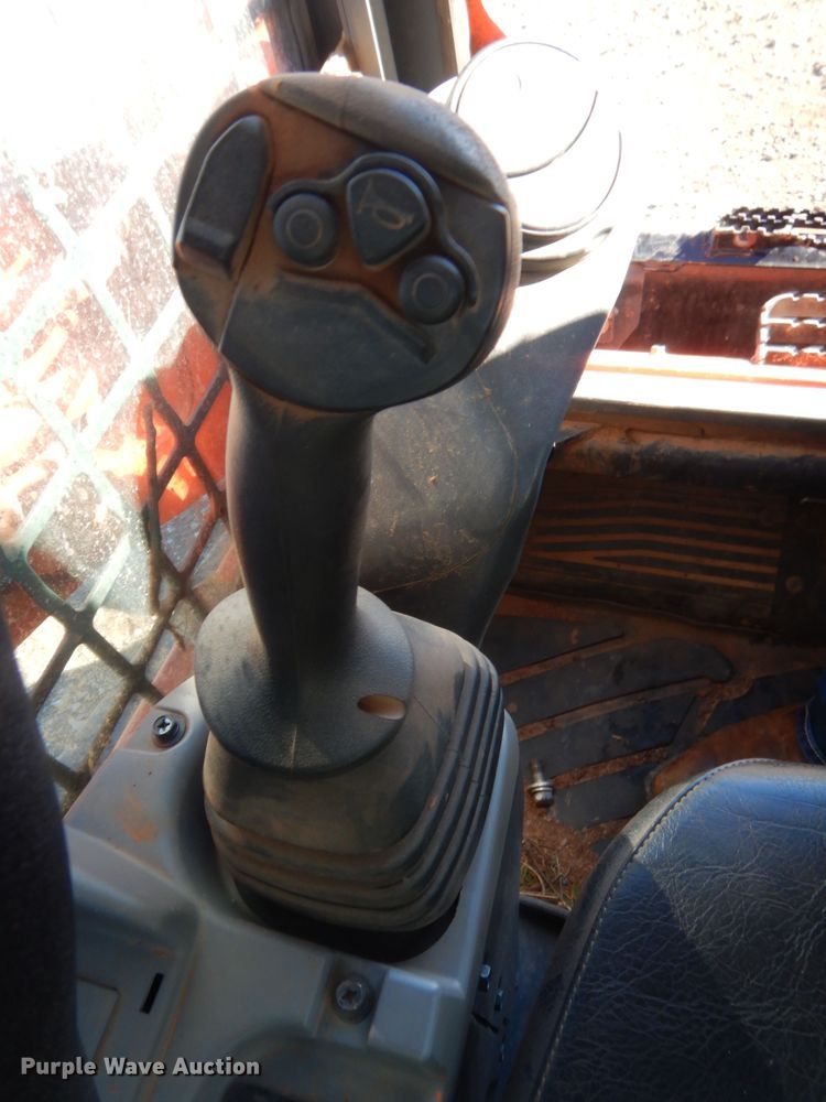 image for item DJ2115 2020 Kubota SVL75-2  tracked skid steer loader