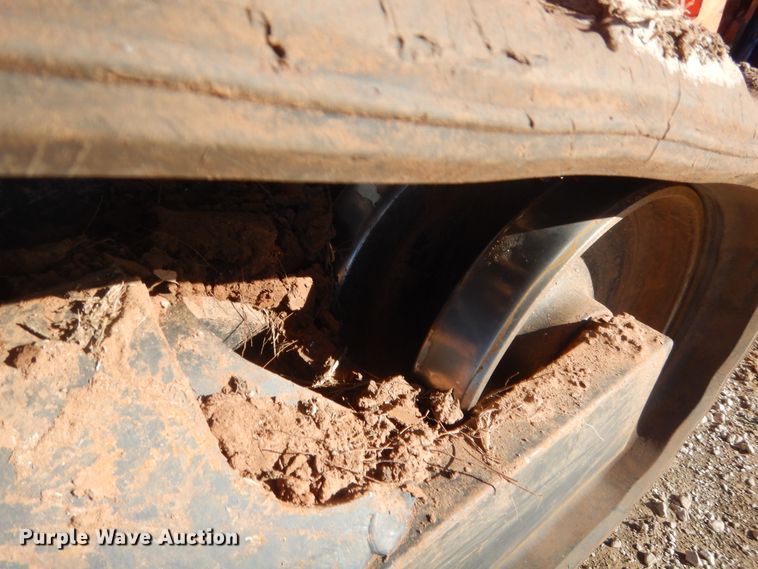 image for item DJ2115 2020 Kubota SVL75-2  tracked skid steer loader