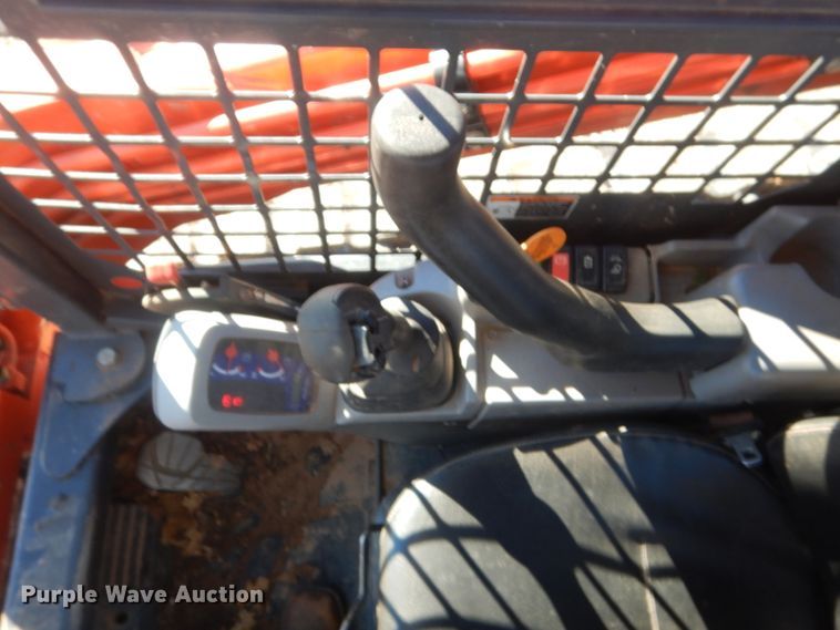 image for item DJ2116 Kubota SVL75-2  tracked skid steer loader