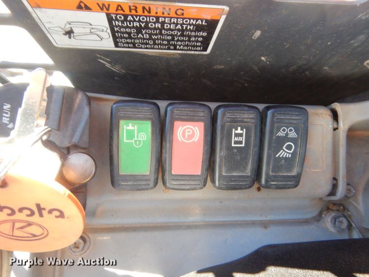 image for item DJ2116 Kubota SVL75-2  tracked skid steer loader