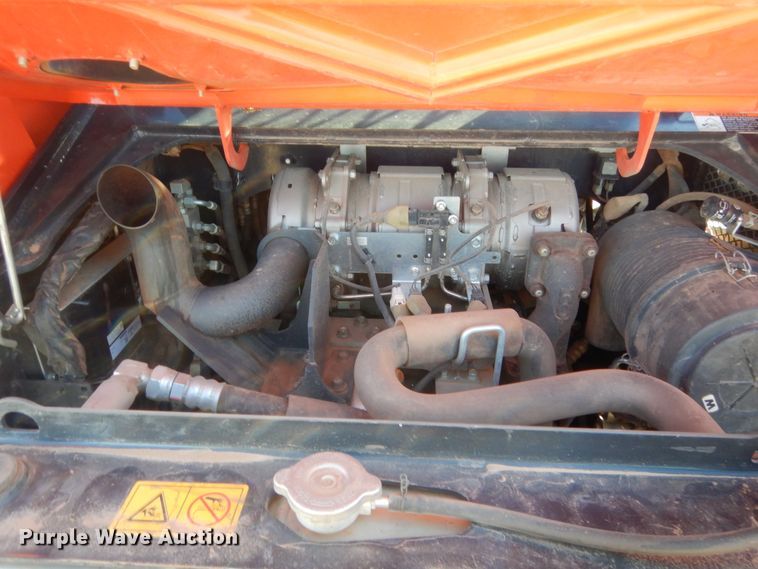 image for item DJ2116 Kubota SVL75-2  tracked skid steer loader