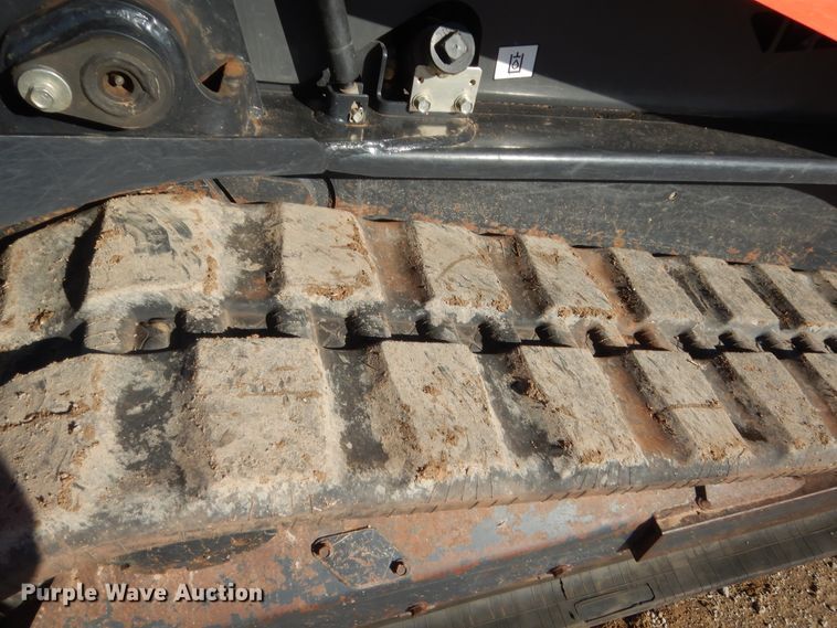 image for item DJ2116 Kubota SVL75-2  tracked skid steer loader