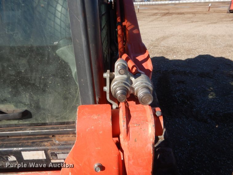 image for item DJ2117 2017 Kubota SVL75-2  tracked skid steer loader