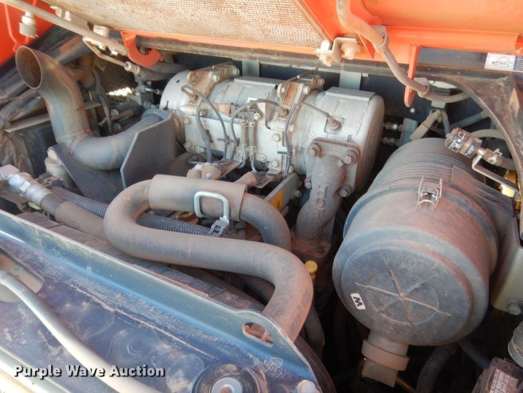 image for item DJ2117 2017 Kubota SVL75-2  tracked skid steer loader