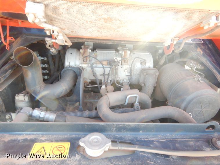 image for item DJ2117 2017 Kubota SVL75-2  tracked skid steer loader